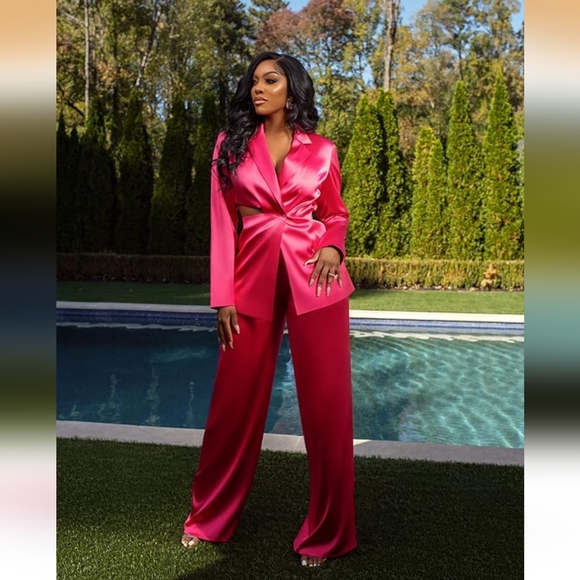 Porsha Williams x The Drop Women's Back Cutout Waist Blazer - Picture 4 of 7